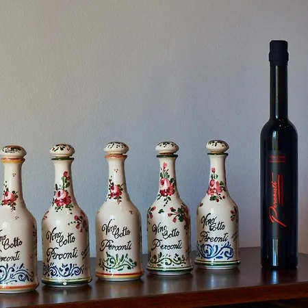 Azienda Agricola Perconti Alojamento de Turismo Rural *