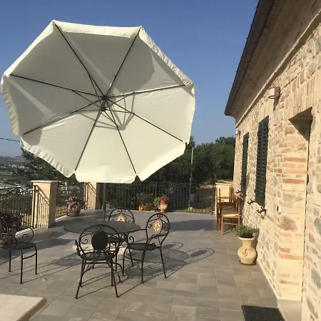 Alojamento de Turismo Rural Azienda Agricola Perconti Cellino Attanasio