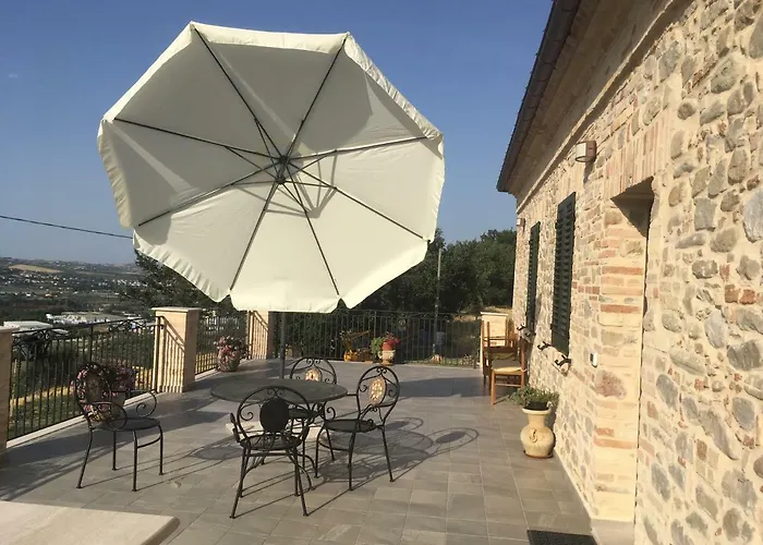 Κατάλυμα σε φάρμα Azienda Agricola Perconti Cellino Attanasio